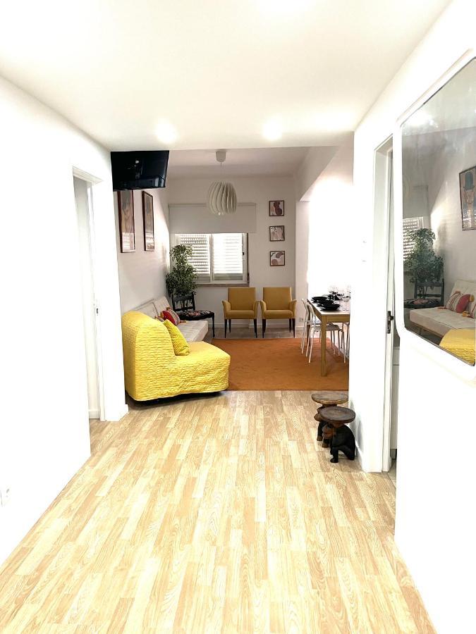 Almada Big Flat Next To Lisbon And Caparica Beach 外观 照片