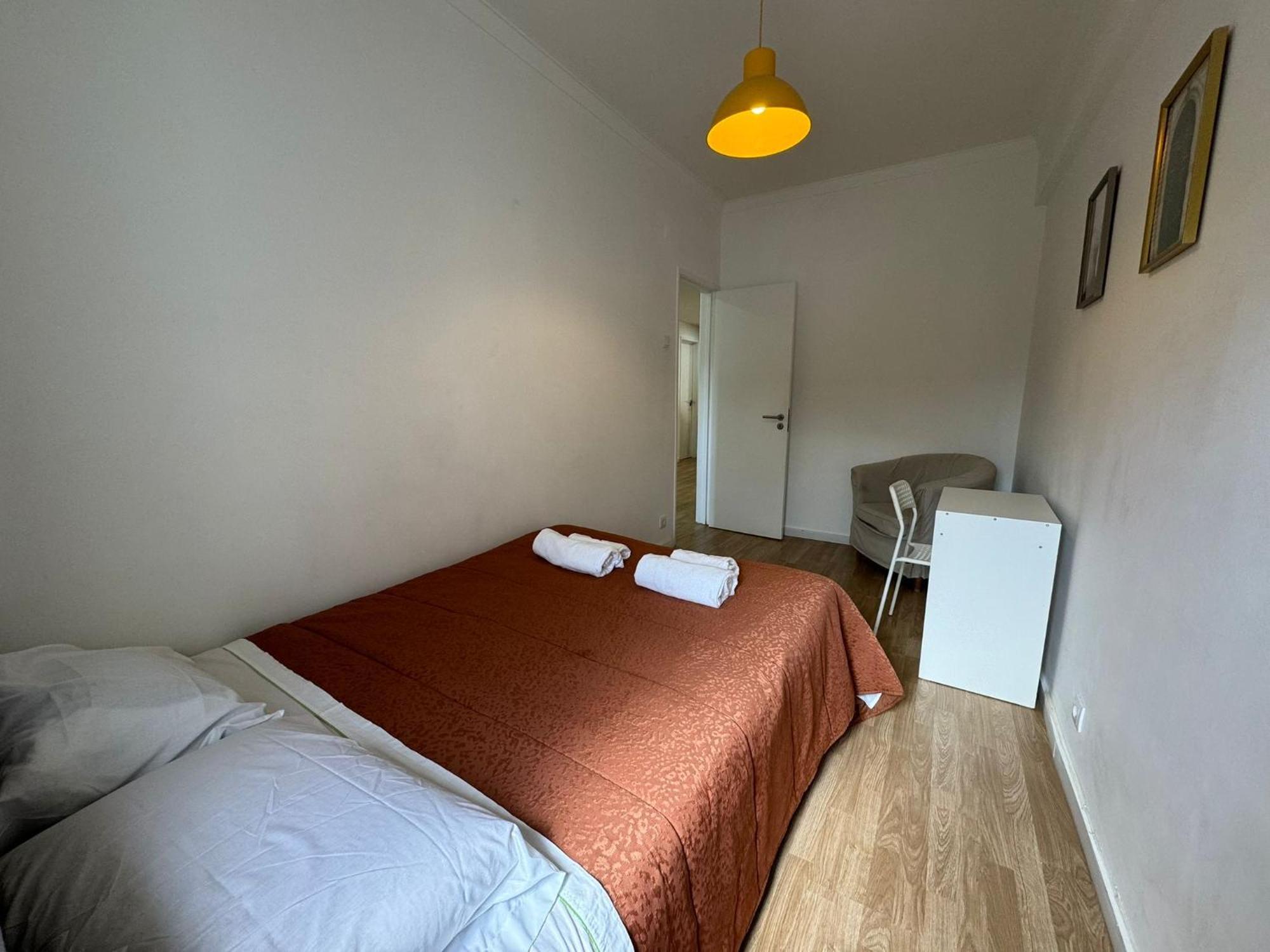 Almada Big Flat Next To Lisbon And Caparica Beach 外观 照片